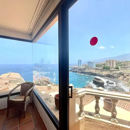 Two Bedrooms With Stunning Views *