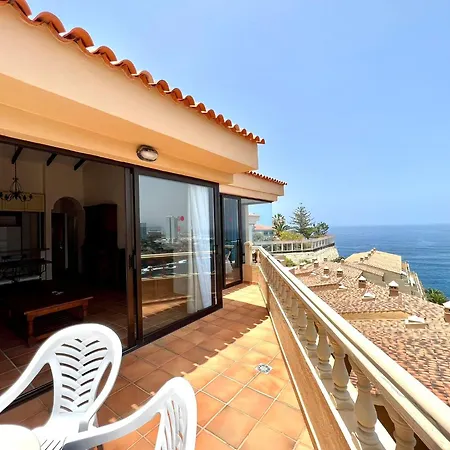 Two Bedrooms With Stunning Views